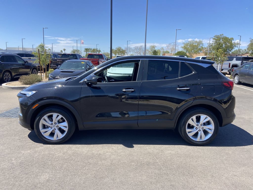 Used 2024 Buick Encore GX Preferred FWD image 4