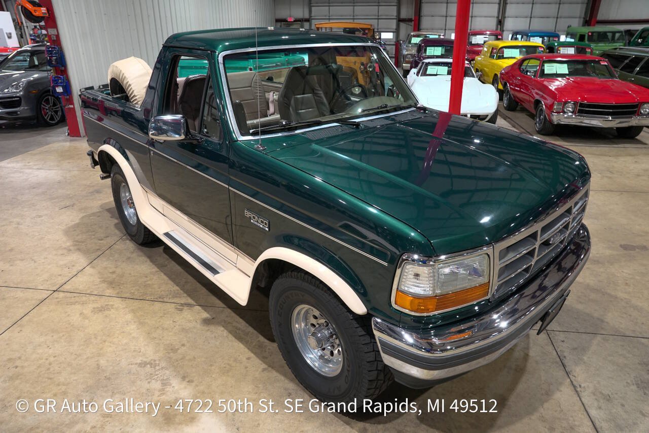 Used 1992 Ford Bronco Eddie Bauer AWD/4WD image 14
