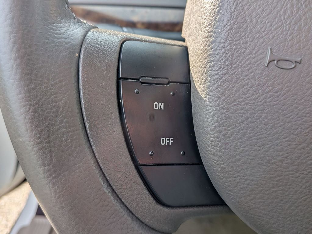 Used 2010 Mercury Grand Marquis LS image 18