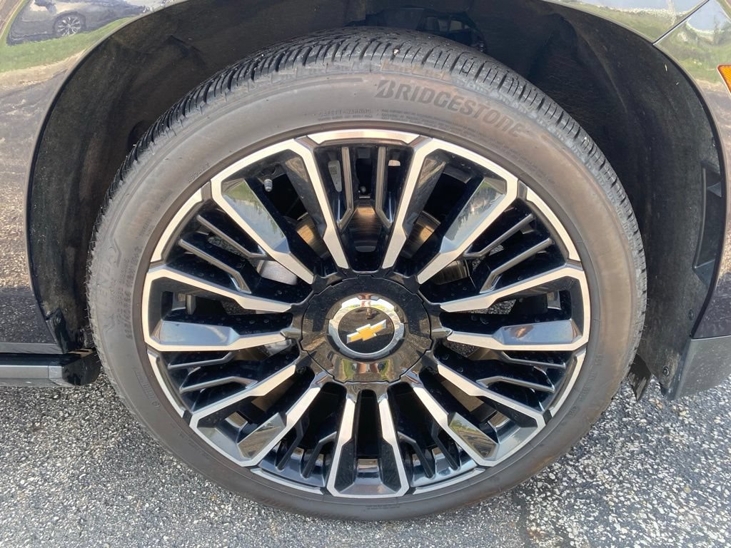 New 2026 Chevrolet Tahoe High Country AWD/4WD image 36