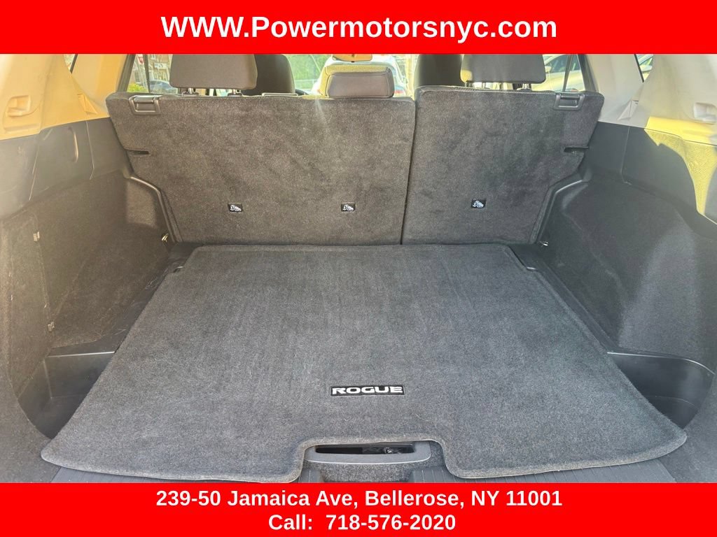 Used 2024 Nissan Rogue SV FWD image 22
