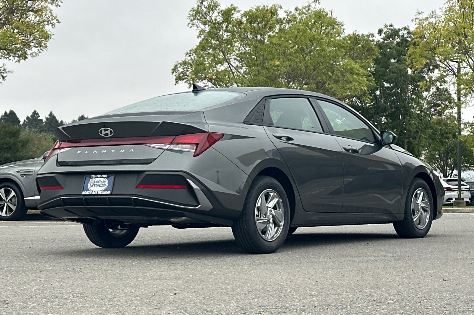 New 2026 Hyundai Elantra SE FWD image 4
