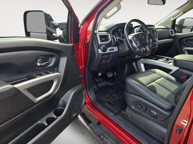 Used 2019 Nissan Titan PRO-4X w/ Pro-4x Utility Package AWD/4WD image 24