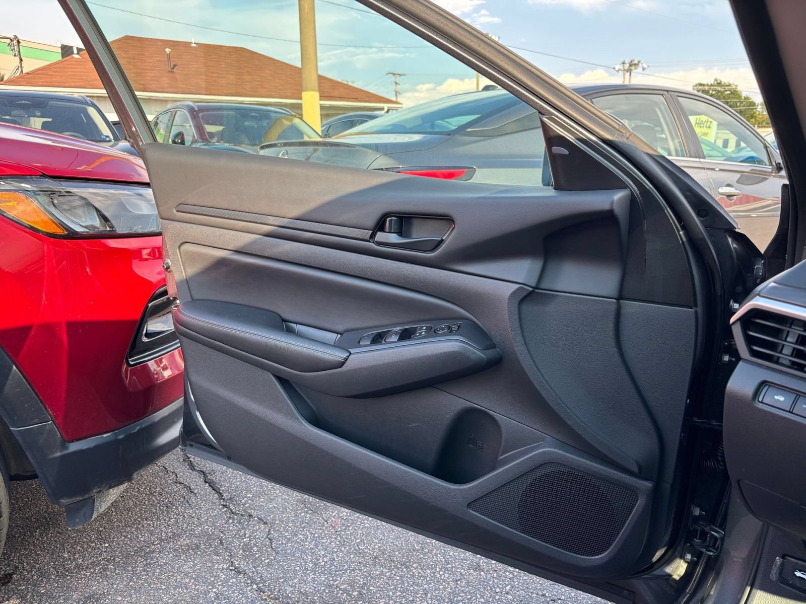Used 2026 Nissan Altima 2.5 SV FWD image 18