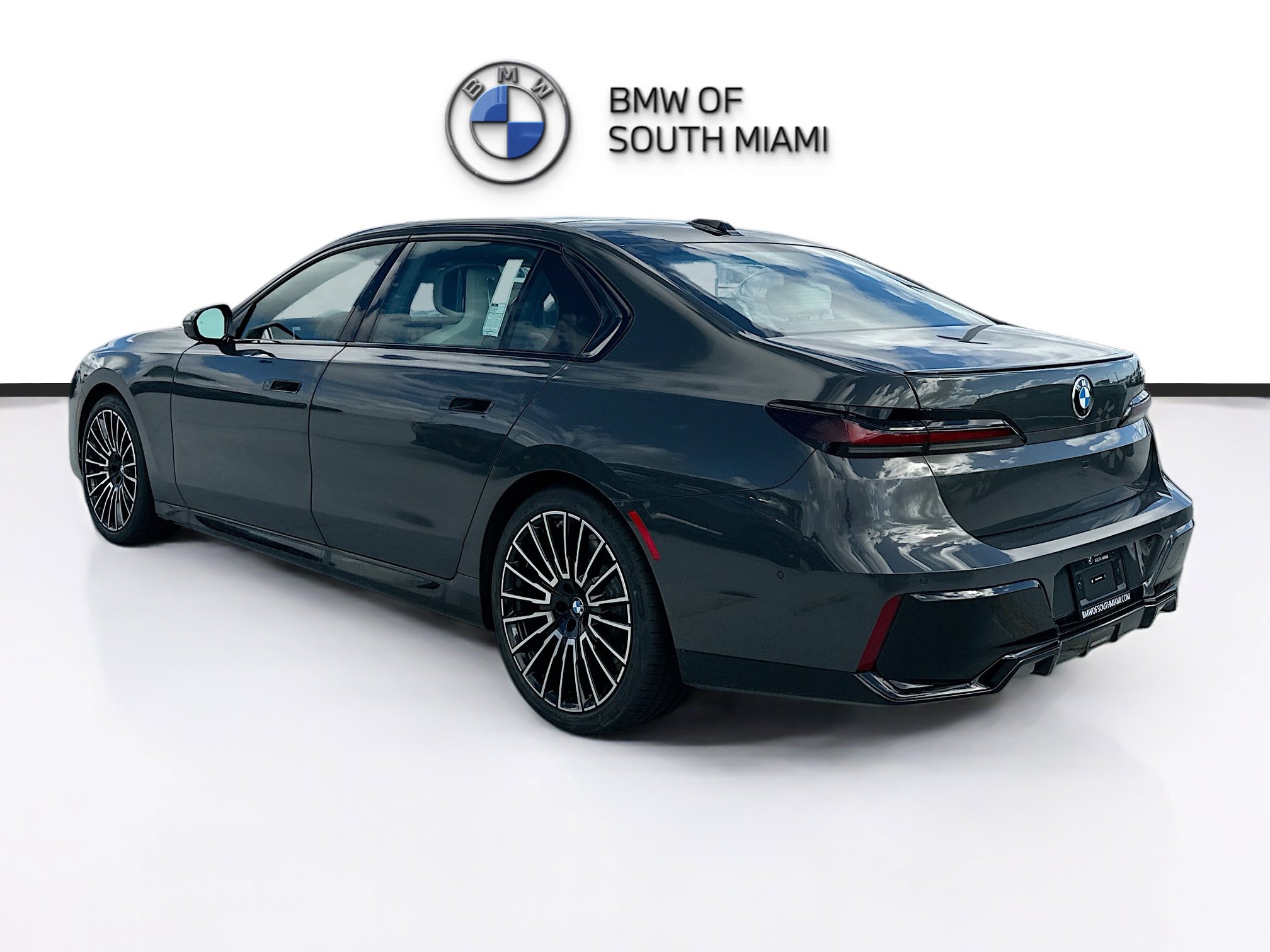 New 2026 BMW 740i w/ Premium Package image 4