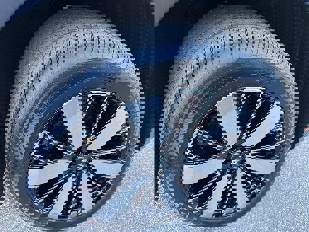 New 2025 Mitsubishi Outlander SE image 13