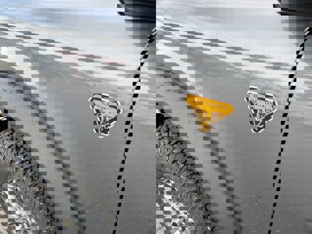 New 2023 Ford Bronco Badlands image 24