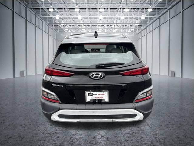 Used 2022 Hyundai Kona SE w/ Cargo Package FWD image 4