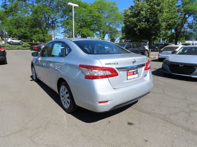 Used 2013 Nissan Sentra SV FWD image 4