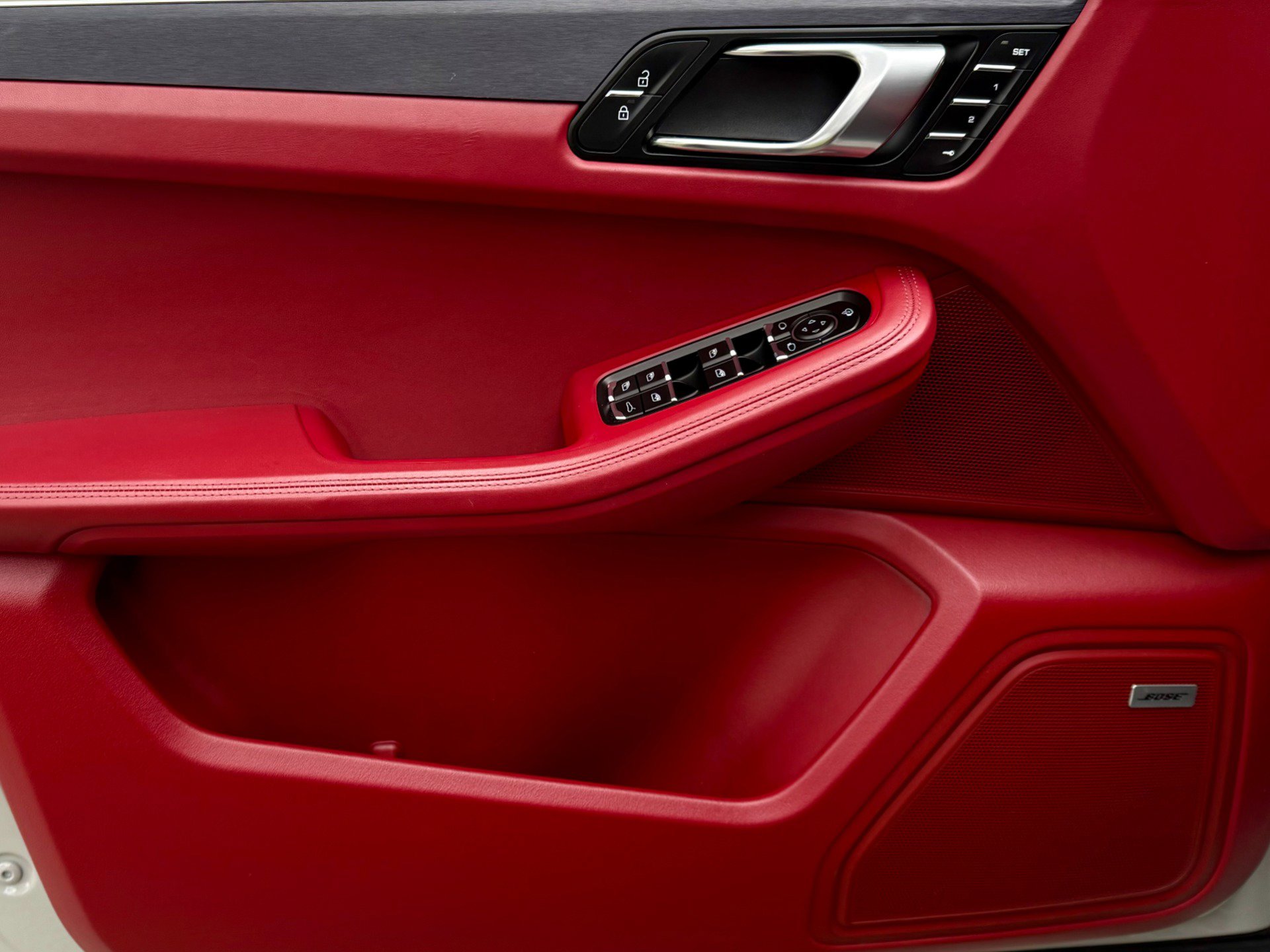 Used 2023 Porsche Macan GTS image 14