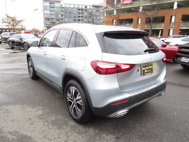 Used 2025 Mercedes-Benz GLA 250 4MATIC image 2