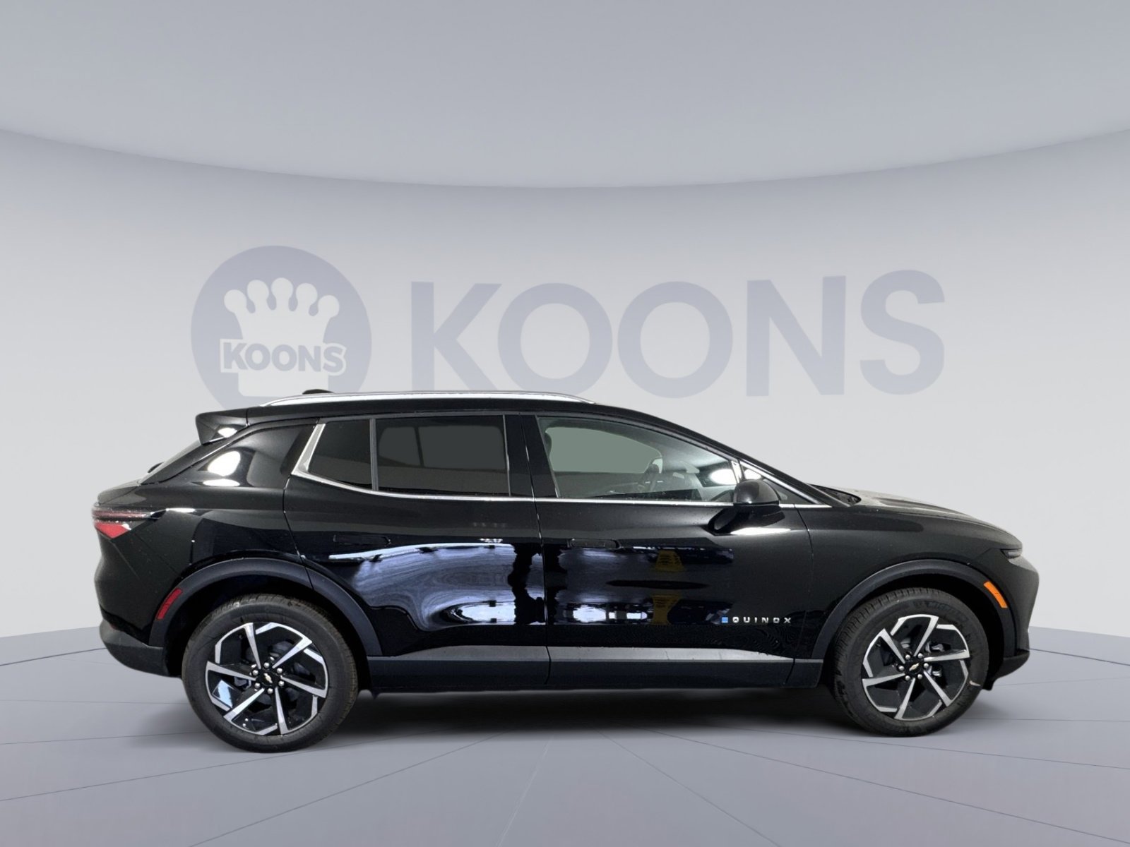 New 2026 Chevrolet Equinox EV LT image 8