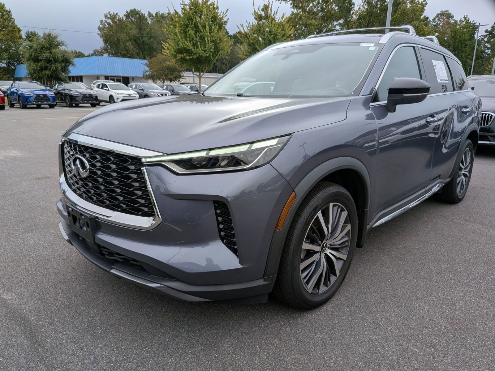 Used 2023 INFINITI QX60 Sensory w/ Vision Package image 7