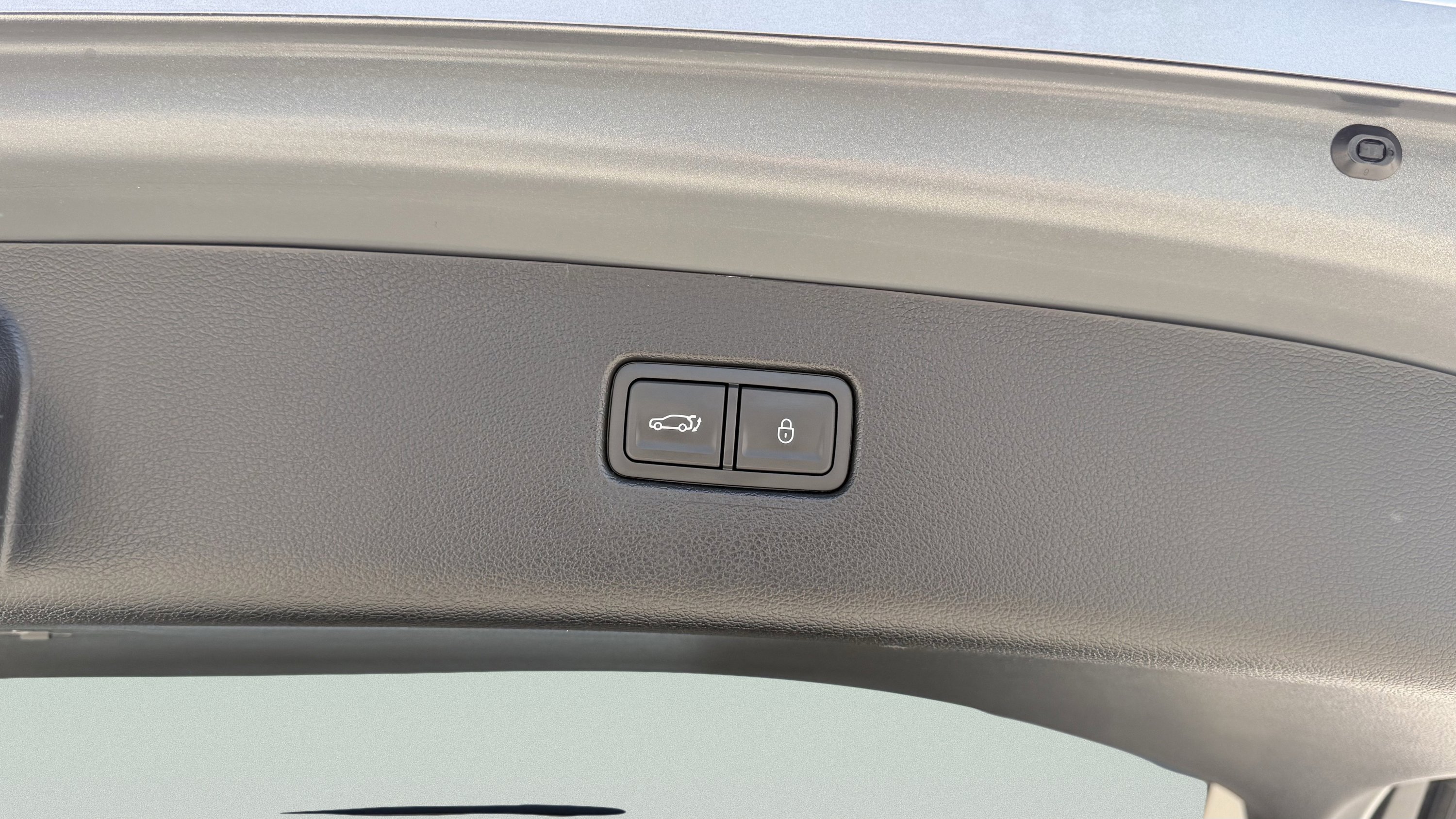 Used 2024 Genesis GV80 2.5T image 12