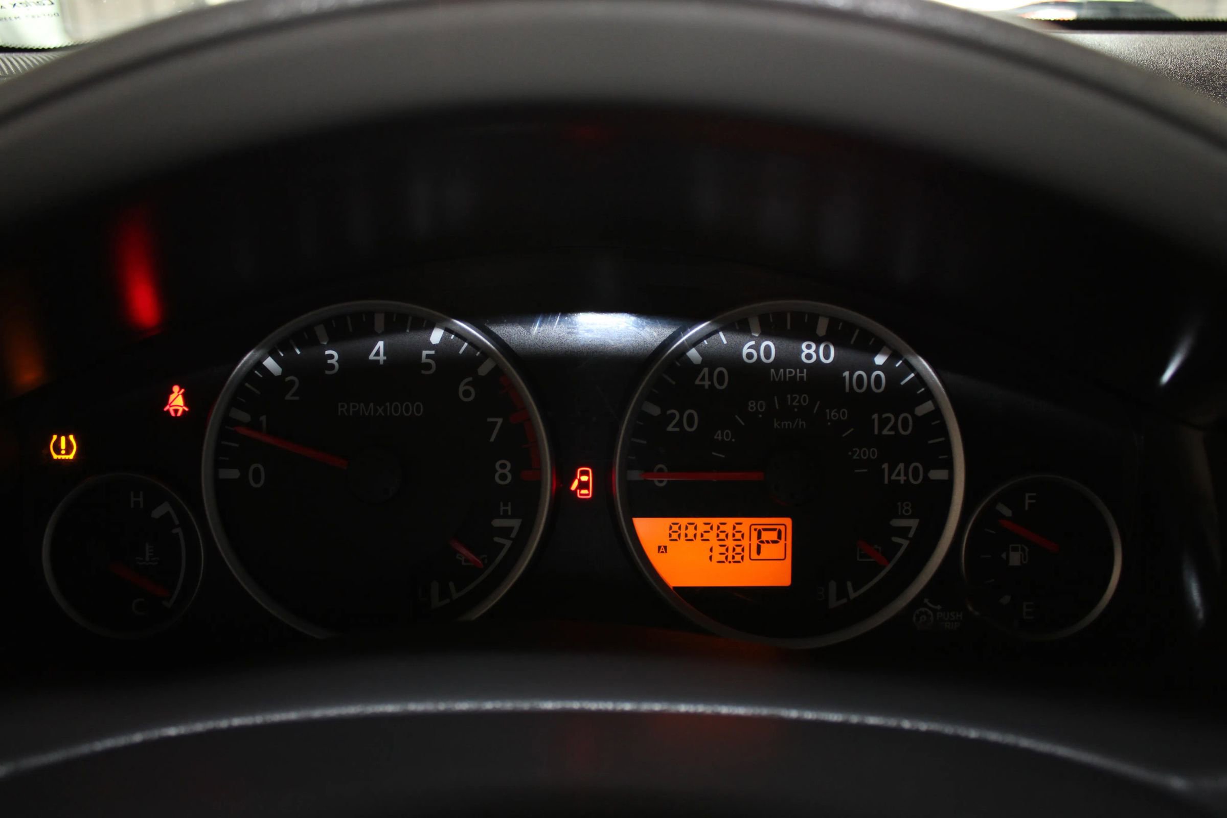 Used 2009 Nissan Pathfinder SE RWD image 11