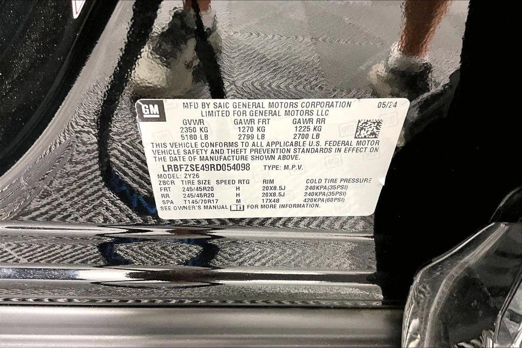 Certified 2024 Buick Envision Avenir AWD/4WD image 18