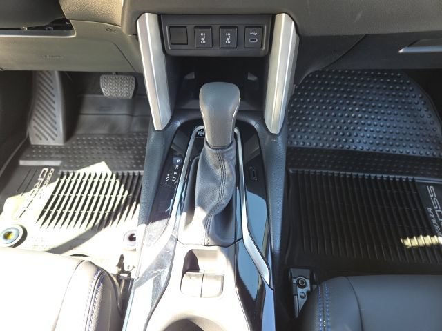 Used 2024 Toyota Corolla Cross AWD Hybrid w/ Convenience Package image 29