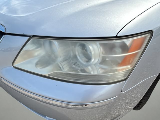 Used 2009 Hyundai Sonata Limited FWD image 25