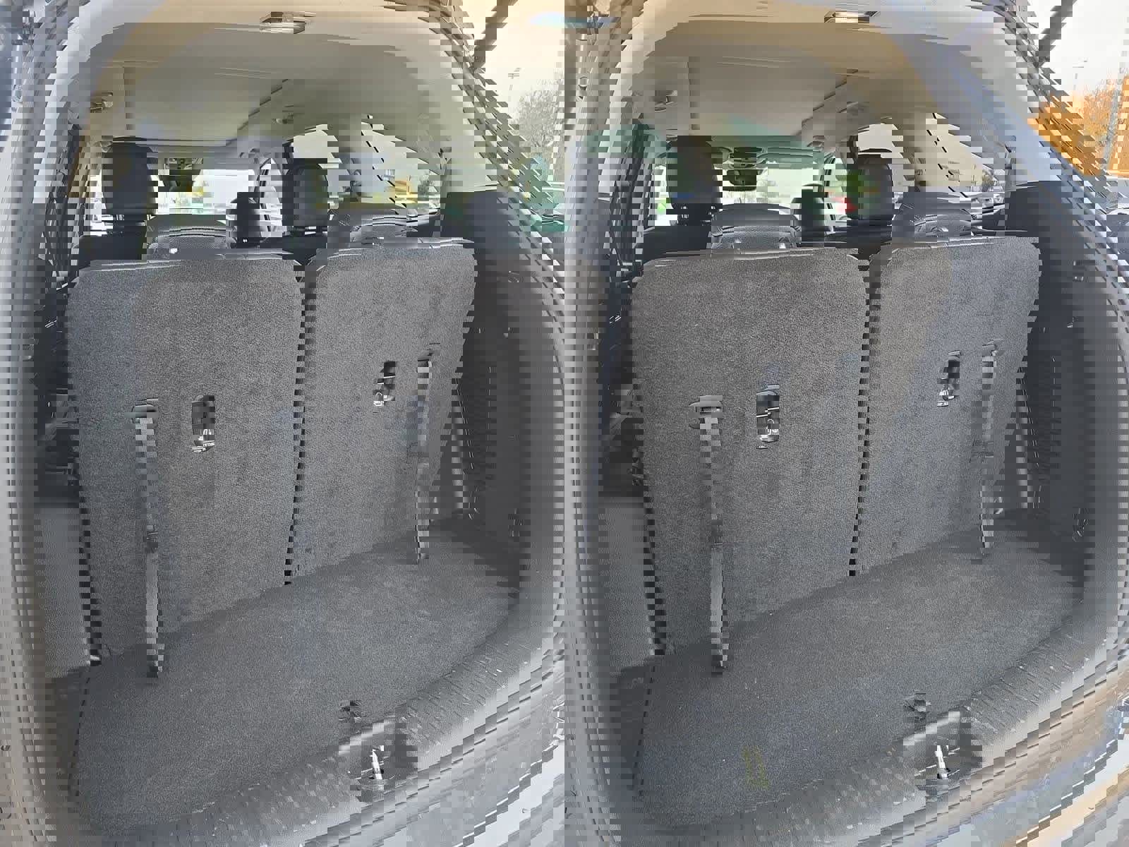 Used 2021 Kia Sorento SX image 35