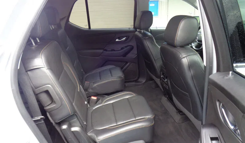 Used 2019 Chevrolet Traverse LT w/ LT Premium Package AWD/4WD image 12