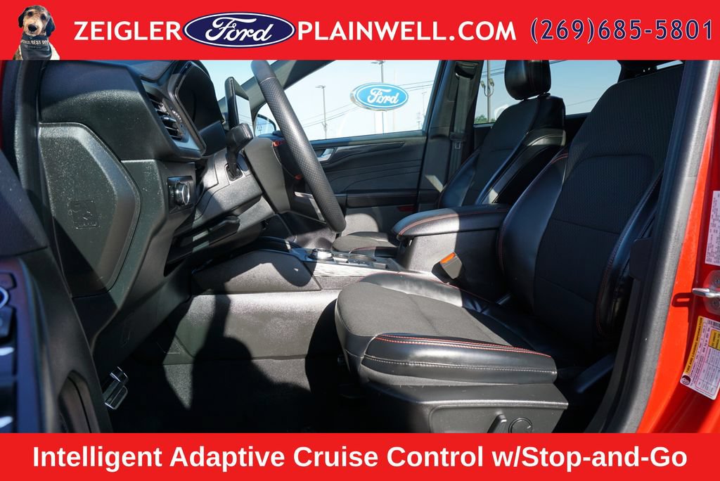Used 2023 Ford Escape ST-Line w/ Tech Pack #1 AWD/4WD image 17