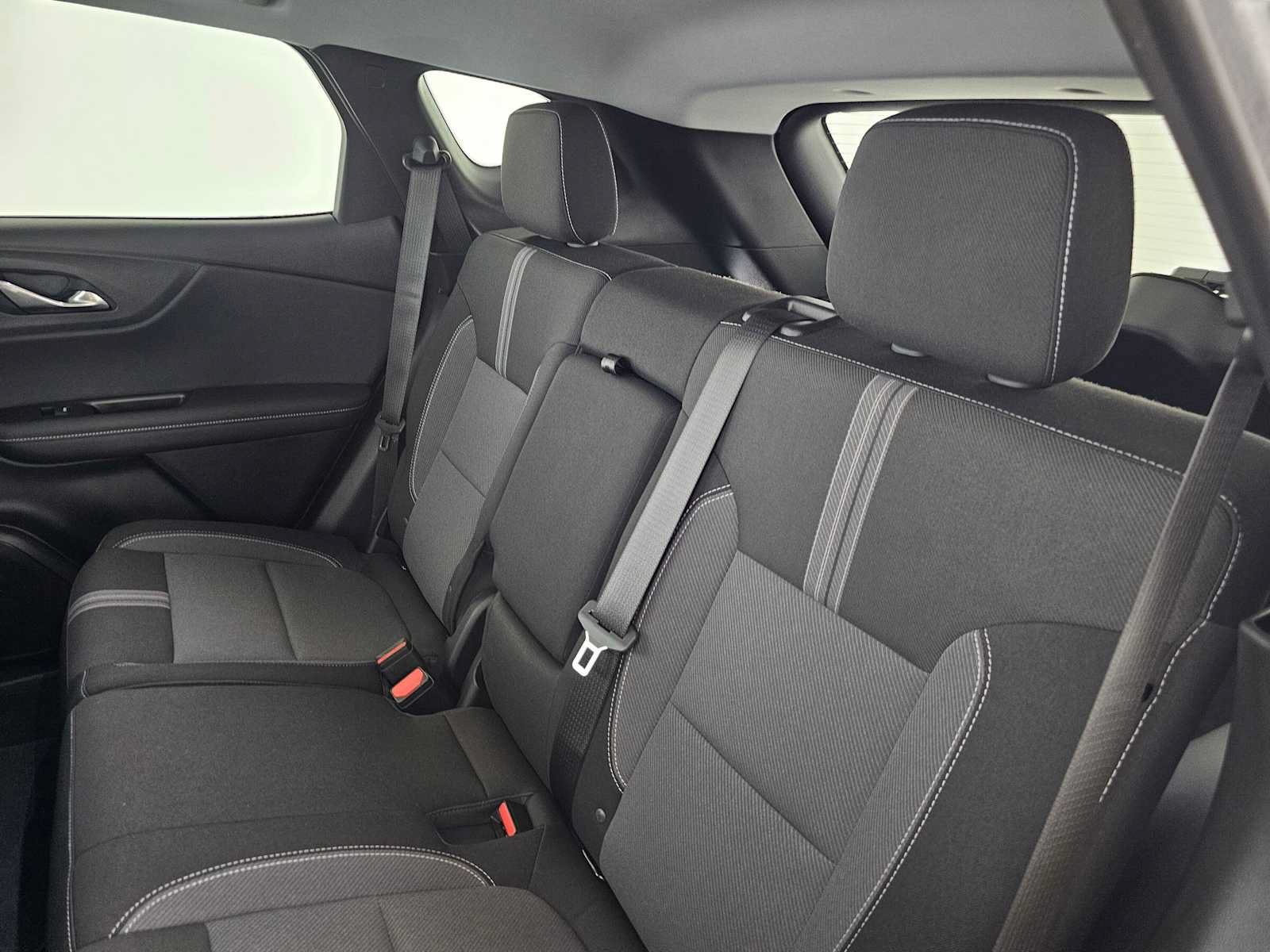 New 2026 Chevrolet Blazer LT w/ Convenience Package FWD image 17