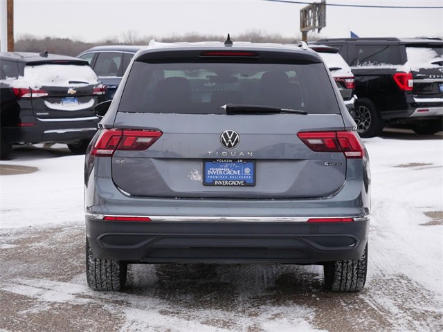 Certified 2024 Volkswagen Tiguan SE image 6