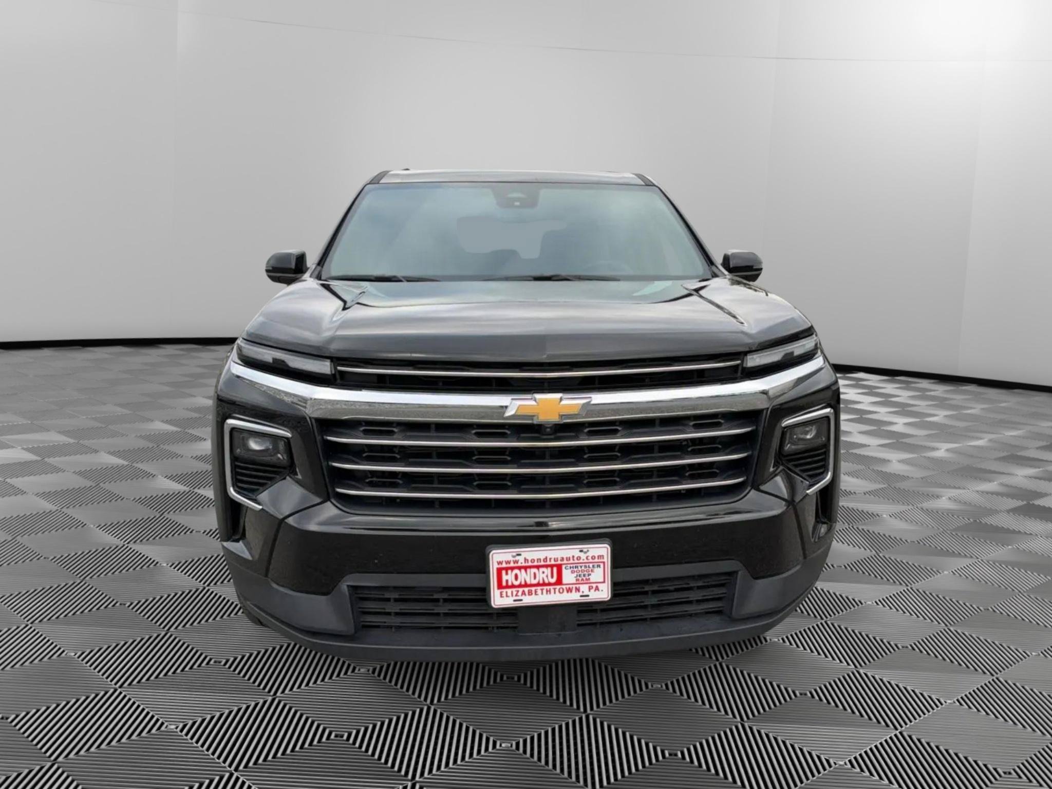 Used 2026 Chevrolet Traverse LT w/ Driver Confidence Package AWD/4WD image 7