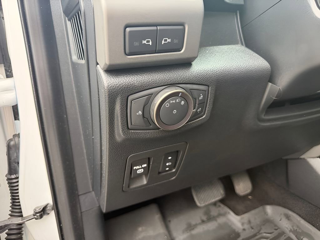Used 2019 Ford F150 Raptor w/ Equipment Group 802A Luxury AWD/4WD image 22