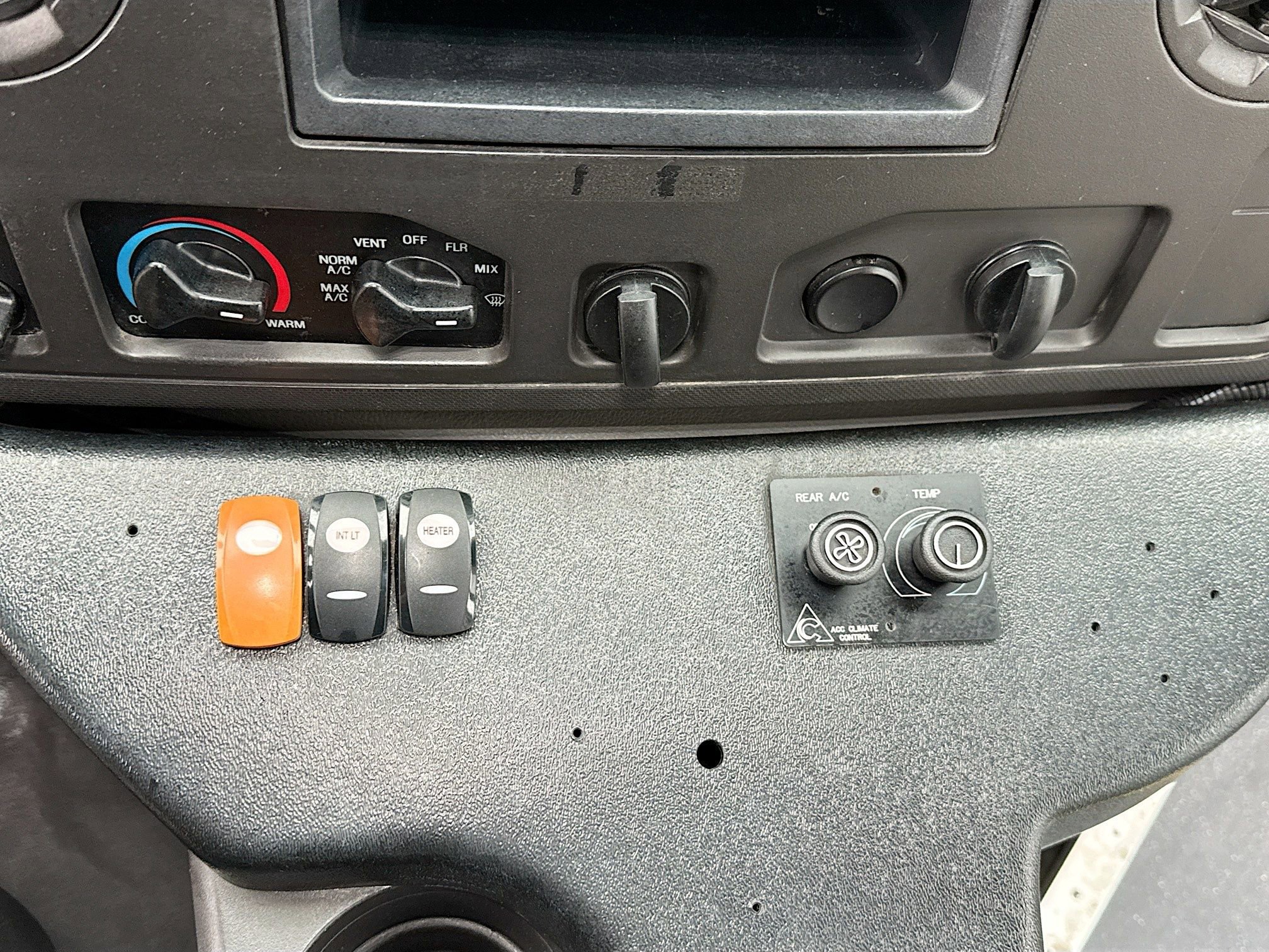 Used 2017 Ford E-450 and Econoline 450 Super Duty w/ Shuttle Bus Prep Package RWD image 10