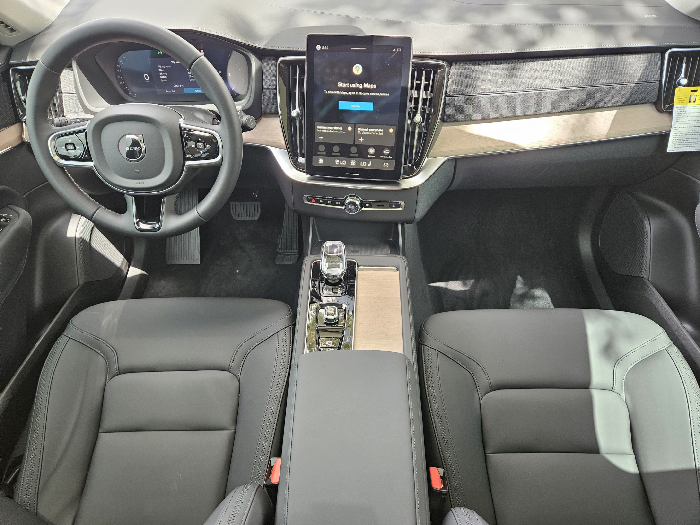 New 2026 Volvo XC90 B6 Plus w/ Protection Package Premier AWD/4WD image 21