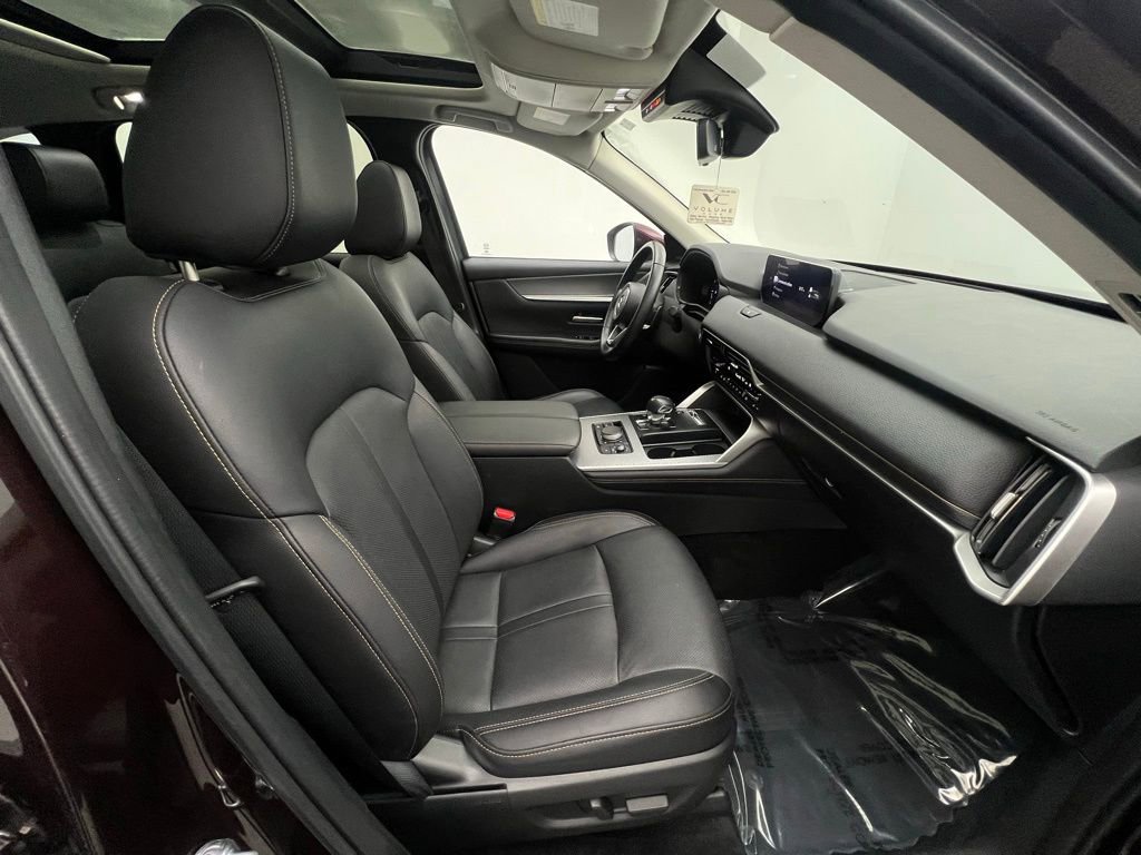 Used 2024 MAZDA CX-90 Plug-In Hybrid w/ Premium Pkg image 28
