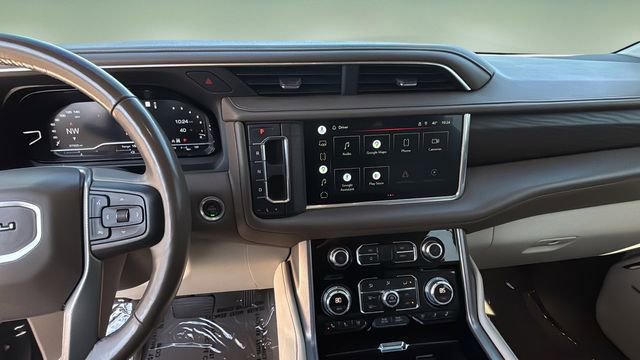 Used 2022 GMC Yukon XL Denali AWD/4WD image 10