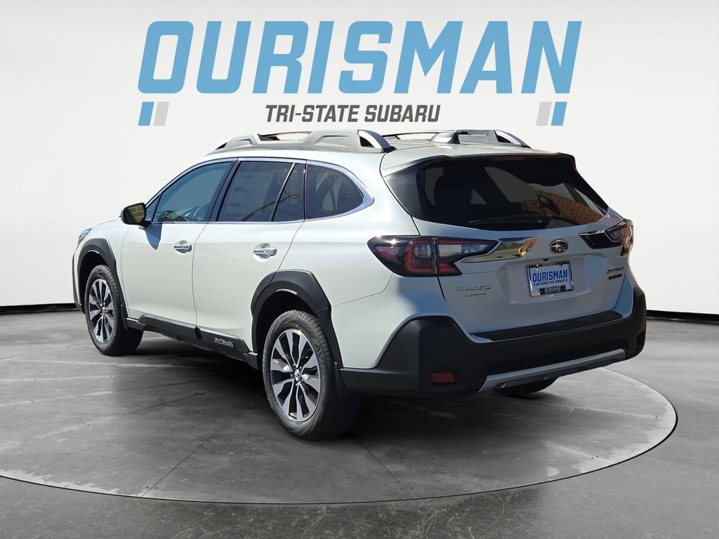New 2025 Subaru Outback Touring XT image 4