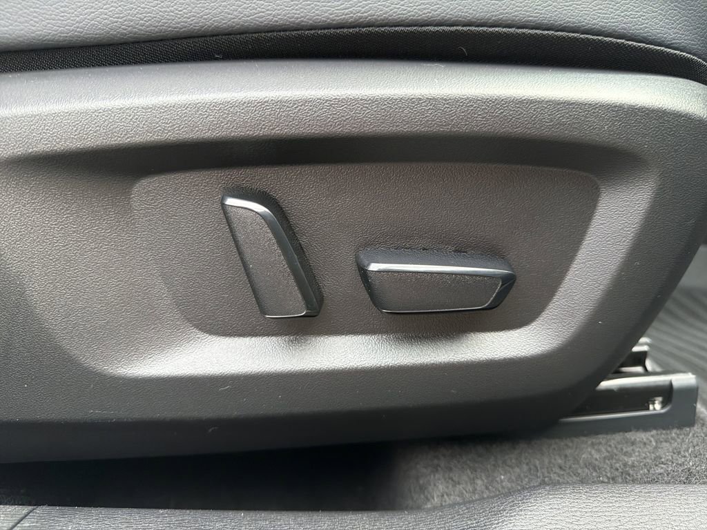 Used 2024 Mitsubishi Outlander SEL image 23