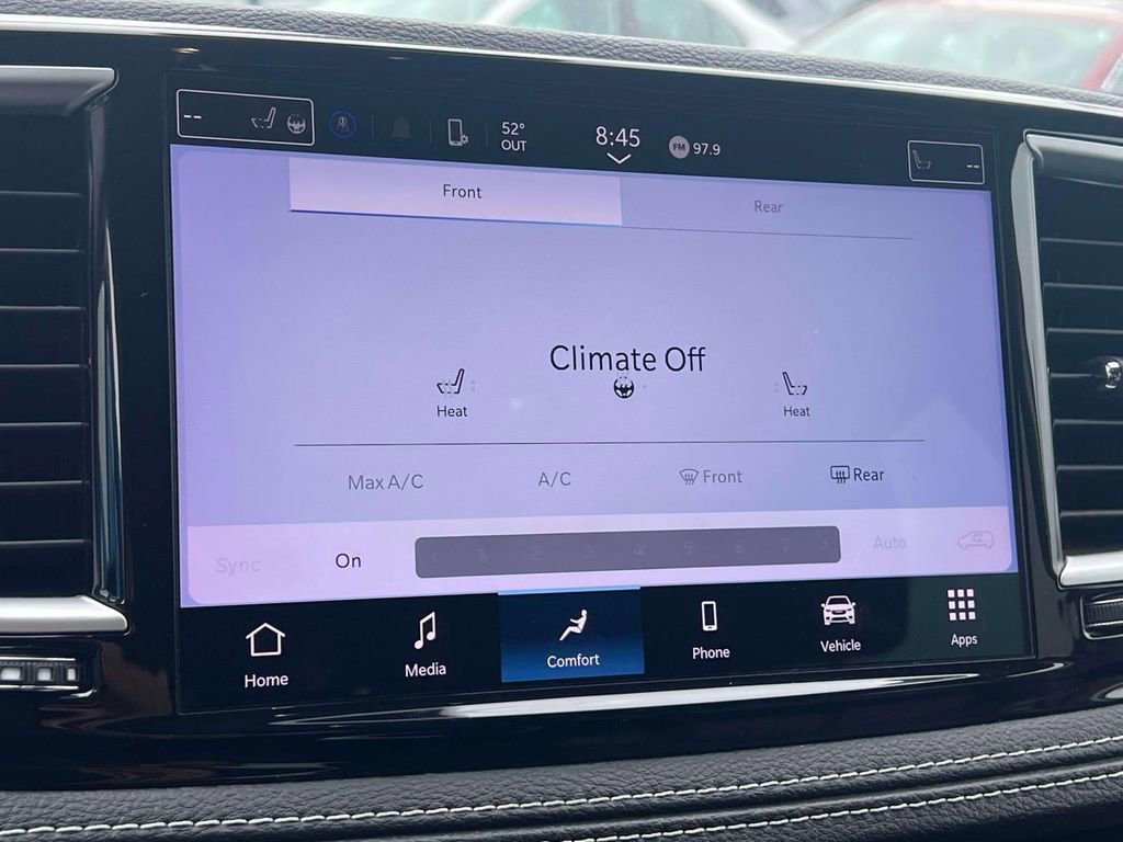 Used 2022 Chrysler Pacifica Touring-L FWD image 35