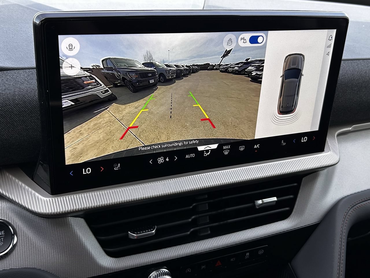 New 2026 Ford Explorer Active w/ Active Comfort Package RWD image 16