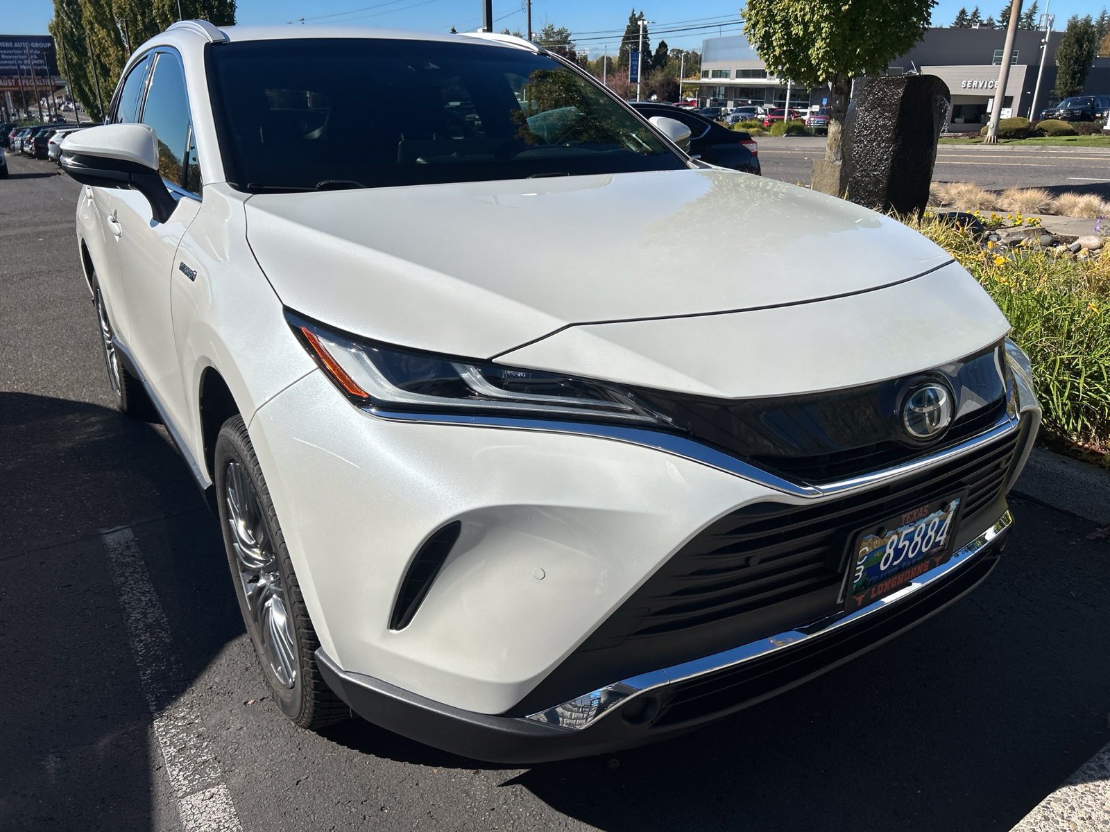 Used 2021 Toyota Venza XLE w/ Softex Package