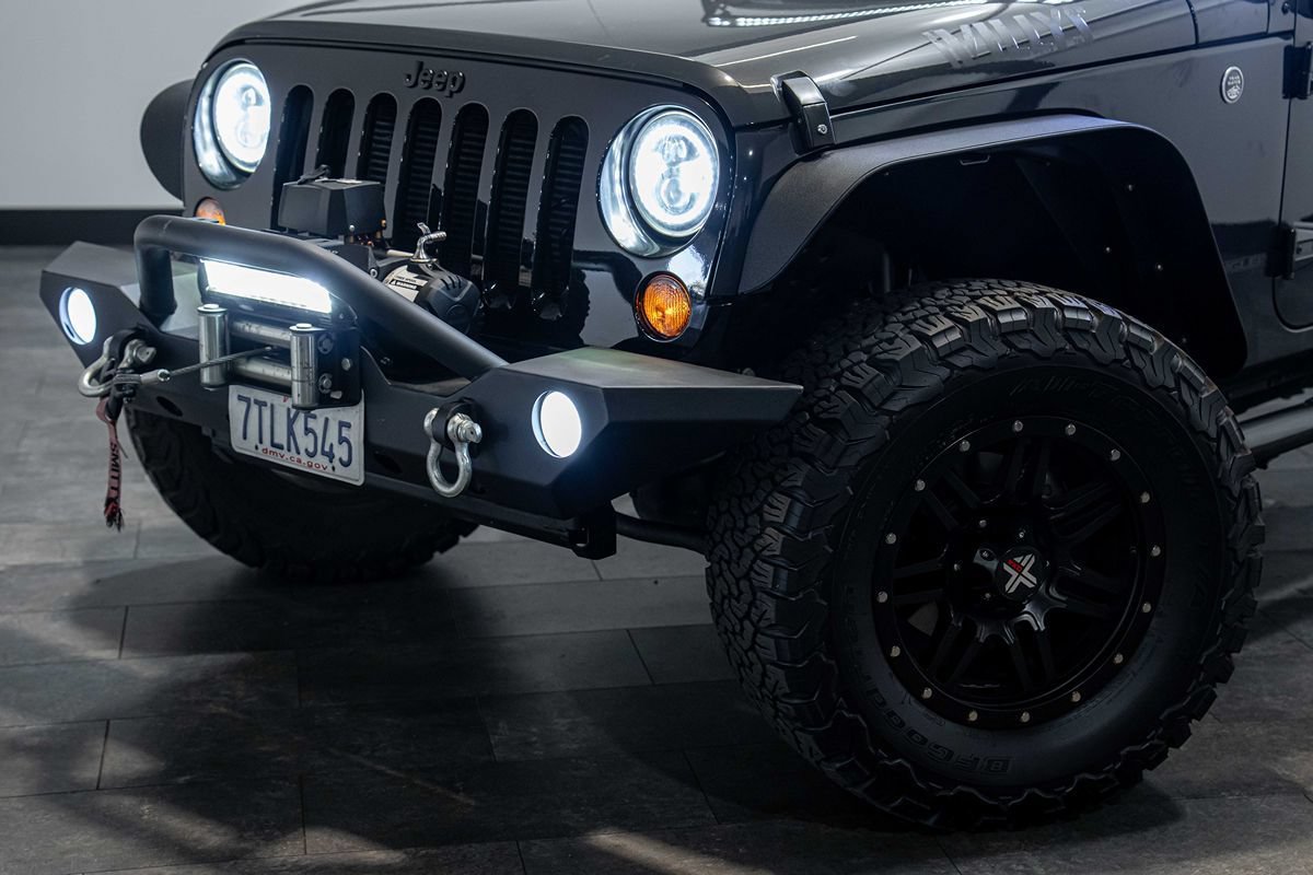 Used 2016 Jeep Wrangler Sport AWD/4WD image 10