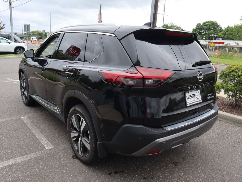 Certified 2023 Nissan Rogue SL w/ SL Premium Package image 7