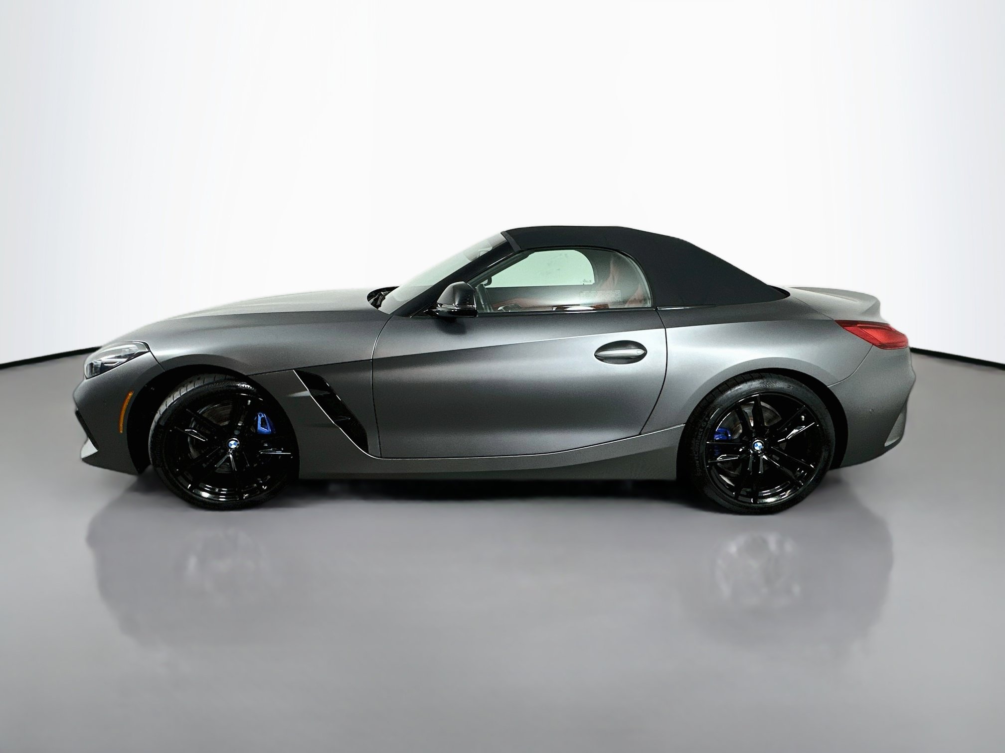 Used 2025 BMW Z4 M40i w/ Premium Package RWD image 4