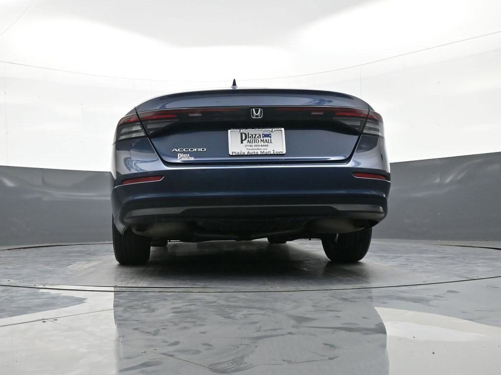 Certified 2023 Honda Accord EX image 31