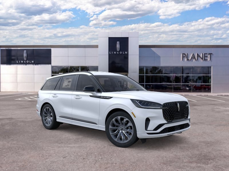New 2026 Lincoln Aviator 2WD w/ Jet Appearance Package image 7