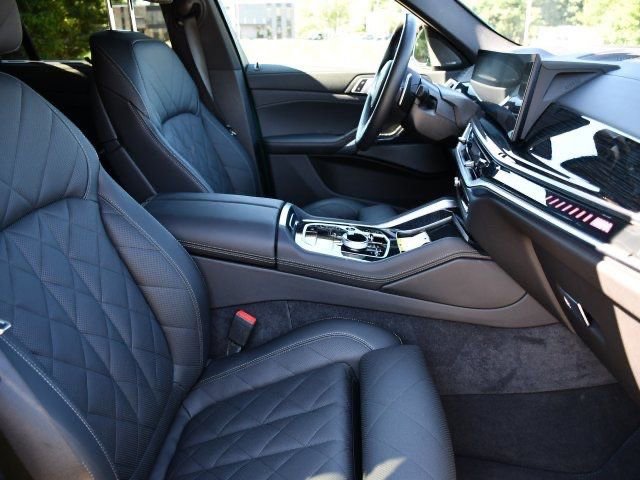 Used 2026 BMW X6 M60i AWD/4WD image 35