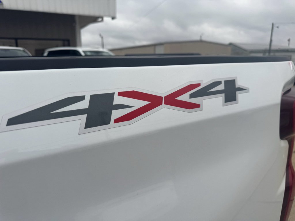 Used 2024 Chevrolet Silverado 1500 LT image 10