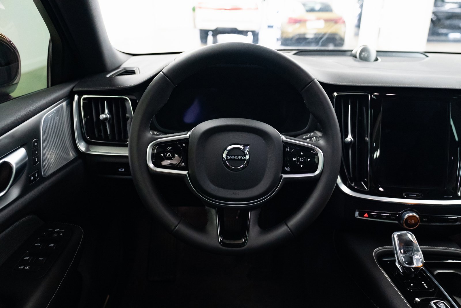 Used 2024 Volvo V60 T8 Polestar image 11