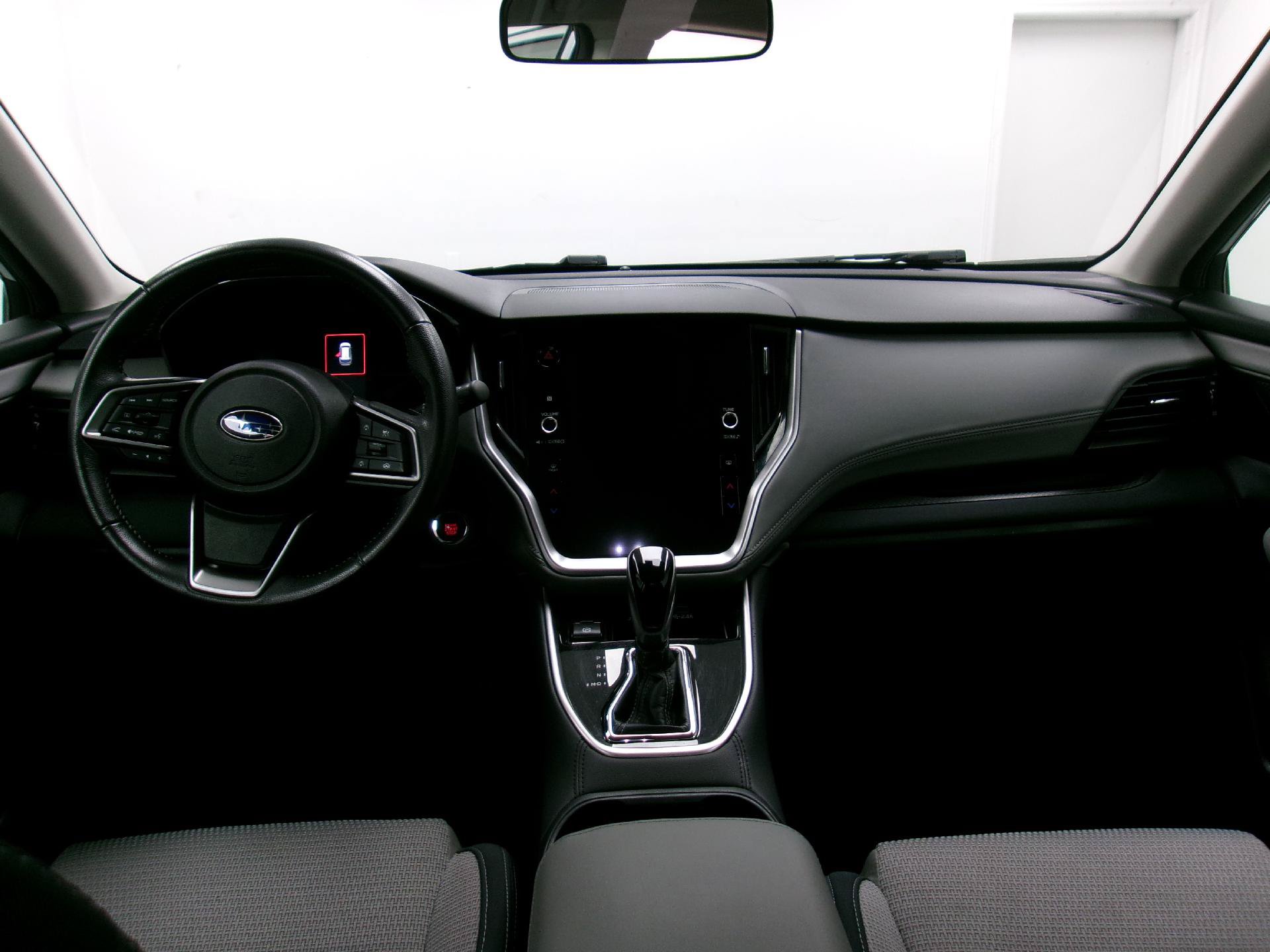 Used 2023 Subaru Outback Premium AWD/4WD image 9