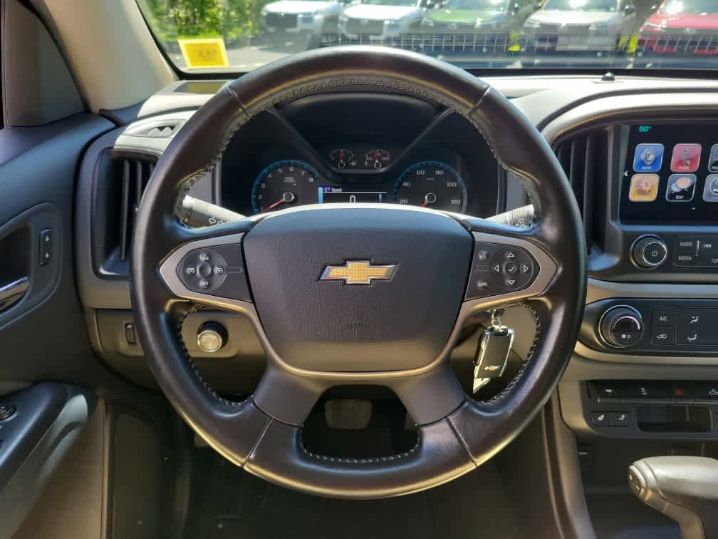 Used 2017 Chevrolet Colorado Z71 AWD/4WD image 11