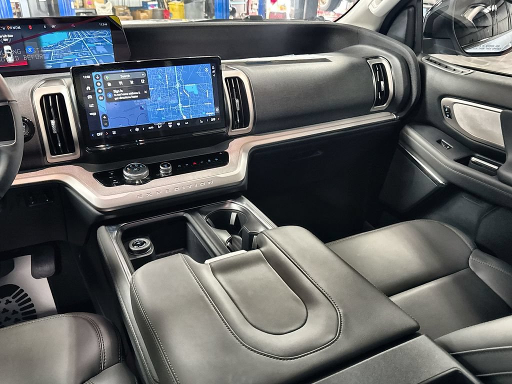 New 2026 Ford Expedition Active AWD/4WD image 27