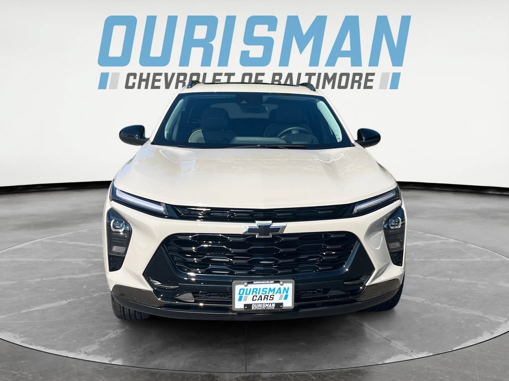 Used 2026 Chevrolet Trax ACTIV w/ Sunroof Package FWD image 8